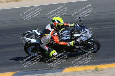 media/Apr-09-2023-SoCal Trackdays (Sun) [[333f347954]]/Turn 12 Inside (930am)/